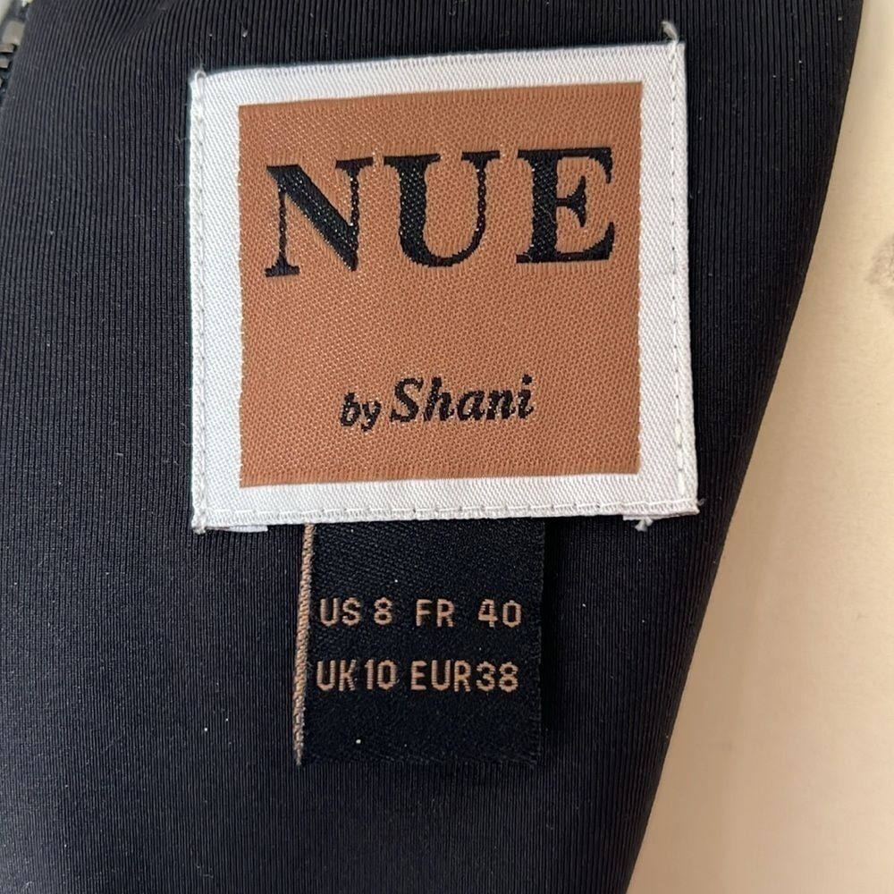 Nue By Shani Black/White V-Neck Piped Detail Tulip Hem Midi Dress. Size 8. - Picture 8 of 10